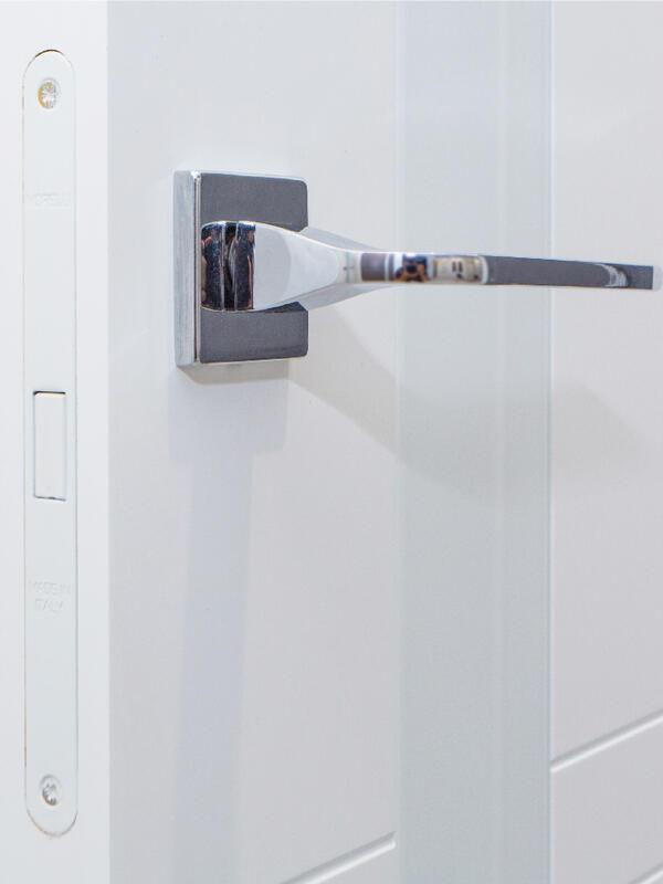 Межкомнатная дверь эмаль SCANDI N со стеклом Z1 без притвора Белый